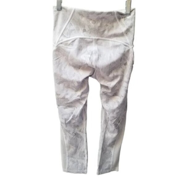 Lululemon Train Times Crop *21" Jasmine White Multi / White  4 - Picture 4 of 9